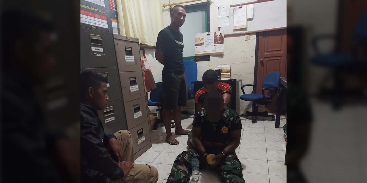 hendak-jual-senjata-ke-tpn-opm-seorang-oknum-prajurit-tni-ditangkap